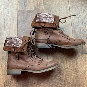NWOT Combat Boots